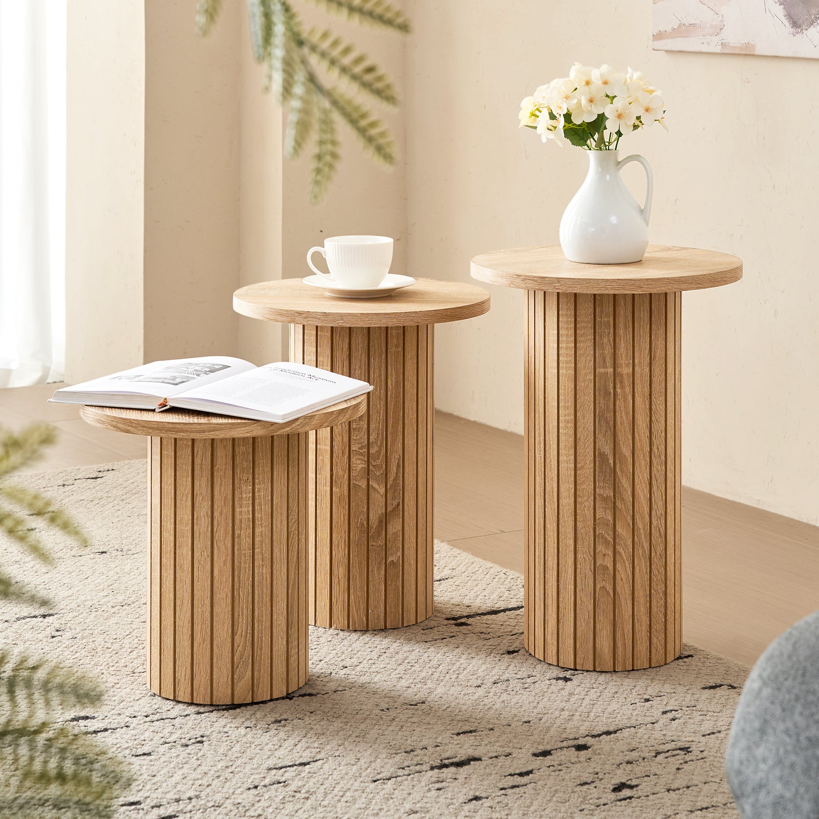 3-Piece Nesting Coffee Table Set, Modern Small Round Wood Side Tables, Fluted Drum Base, for Living Room, Bedroom, Apartment, Small Space, Sofa, Natural