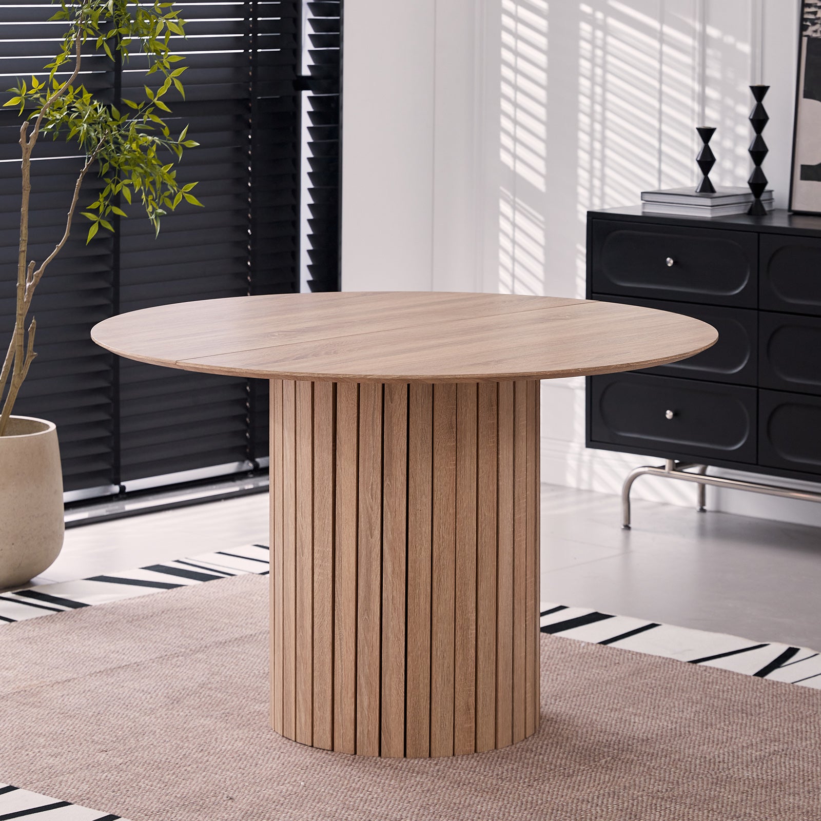 5 Piece Round Dining Table Set - Mid-Century 47 inch Oak Dining Table with 4 Blue Velvet Chairs Set, Dinner Table & Chair with Metal Legs for Kitchen Dining Room, Apartment, Bedroom